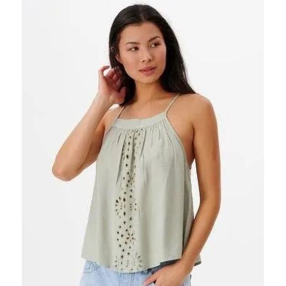 2/$30 NWT Rip Curl Havana Eyelet Cami Tank Top Sage Green High Neck Size XS - Picture 1 of 11